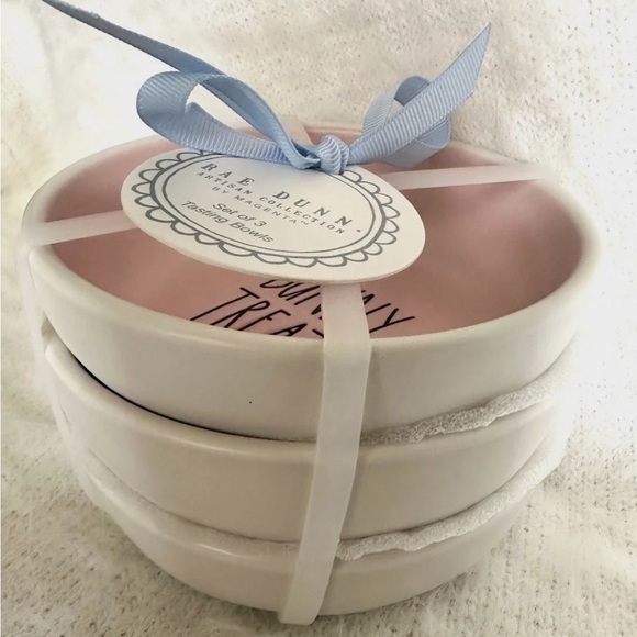 NEW Rae Dunn Easter Tasting Bowls Pastel Jelly Beans, Bunny Treats & Easter Eggs - Picture 4 of 5